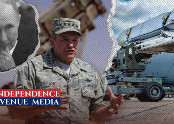 ბრიდლოვი: ან მიეცით უკრაინას საპასუხო დარტყმის საშუალება, ან დააჯილდოვეთ რუსეთი