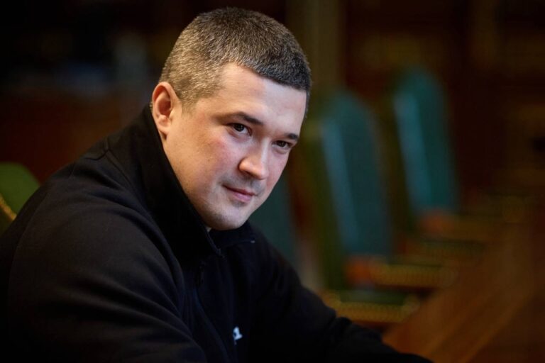 «Что, черт возьми, происходит в Киеве?» — Вашингтон озадачен отставкой министра обороны Украины – Independence Avenue Media