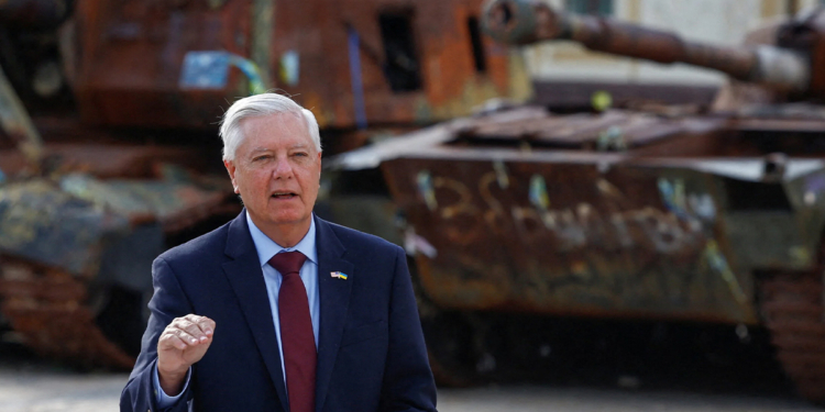 Trump Signs Sweeping Russia Sanctions Bill Named After Lindsey Graham – Independence Avenue Media