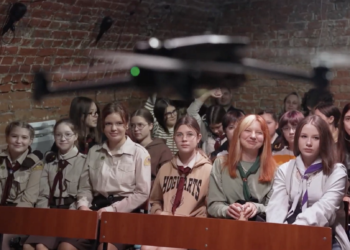 Short-Range Drone Are Now a Leading Killer of Ukrainian Civilians — Soldiers Are Teaching Kids How To Survive – Independence Avenue Media